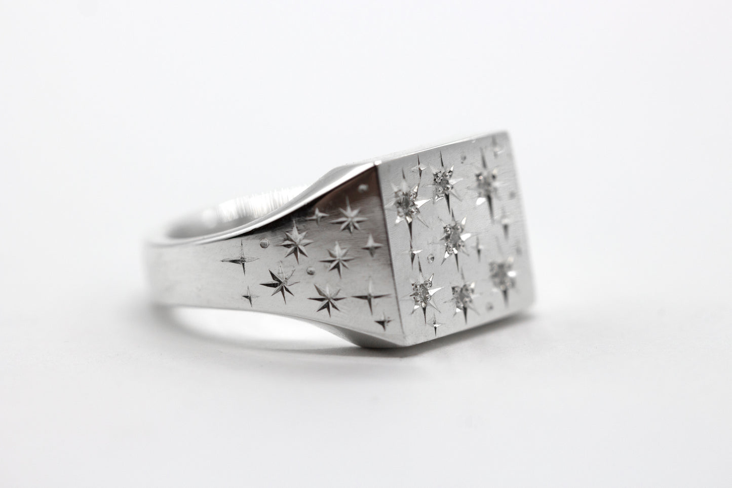 ASTRA SQUARE / MIRROR