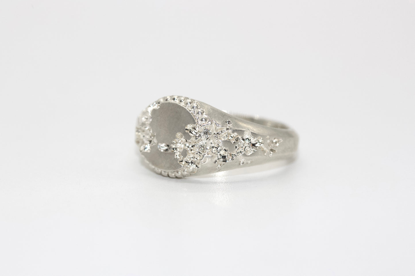 FRACTURED BEADED ROUND