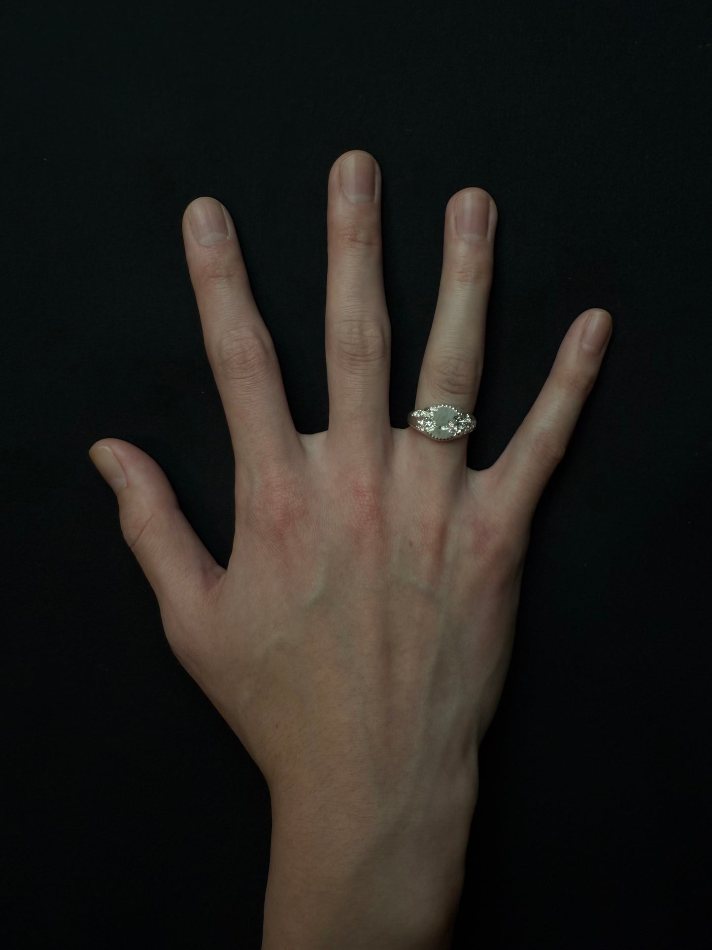 FRACTURED BEADED ROUND