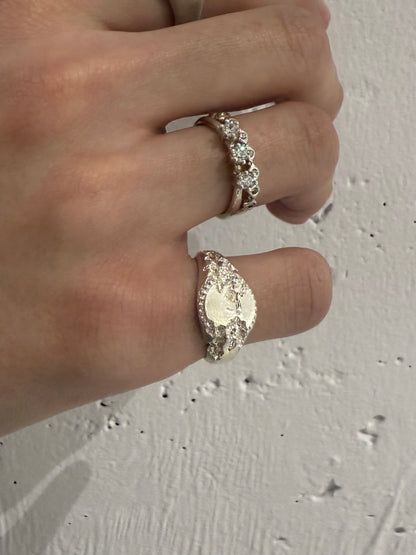 FRACTURED BEADED ROUND