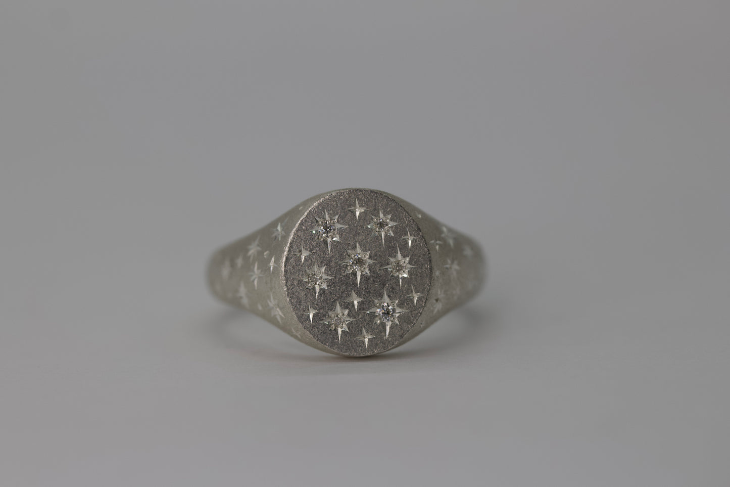 ASTRA OVAL / VERTICAL / MATTE