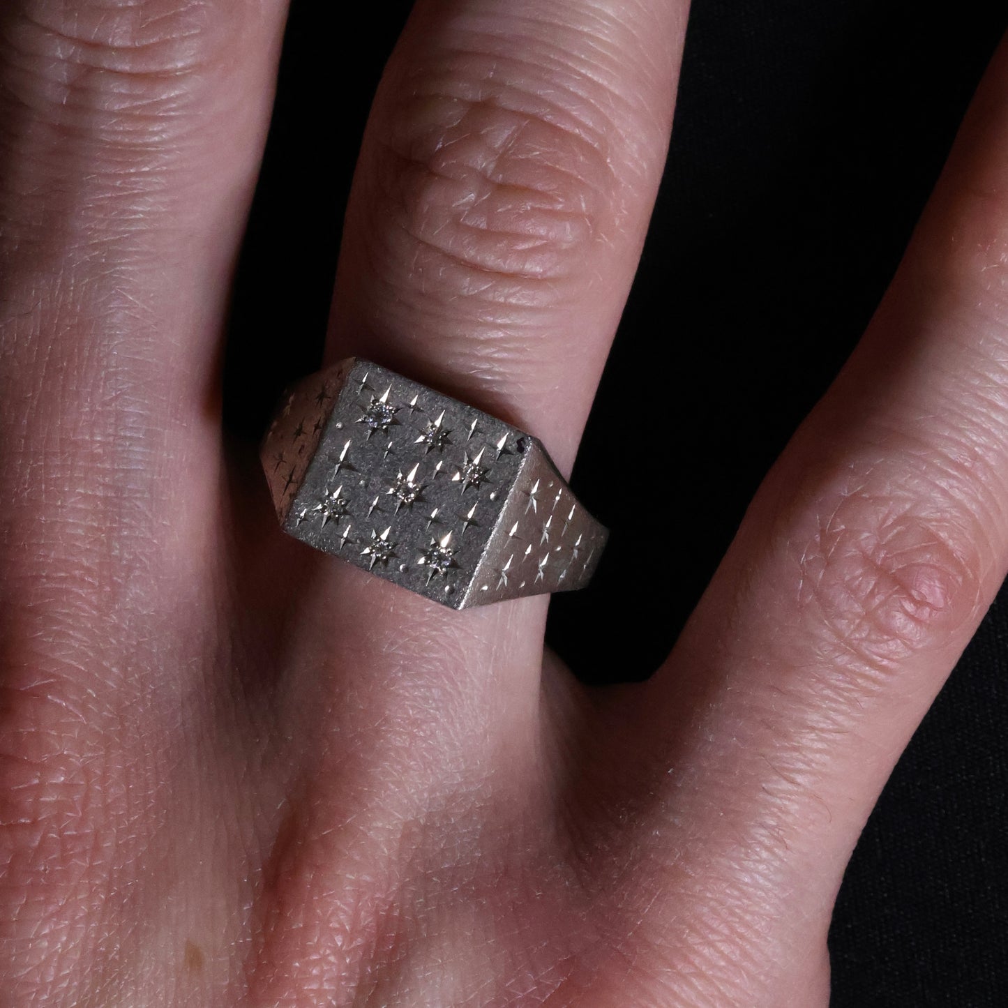 ASTRA SQUARE / MATTE