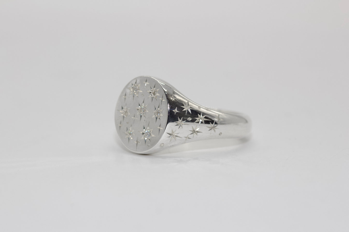 ASTRA OVAL / VERTICAL / MIRROR