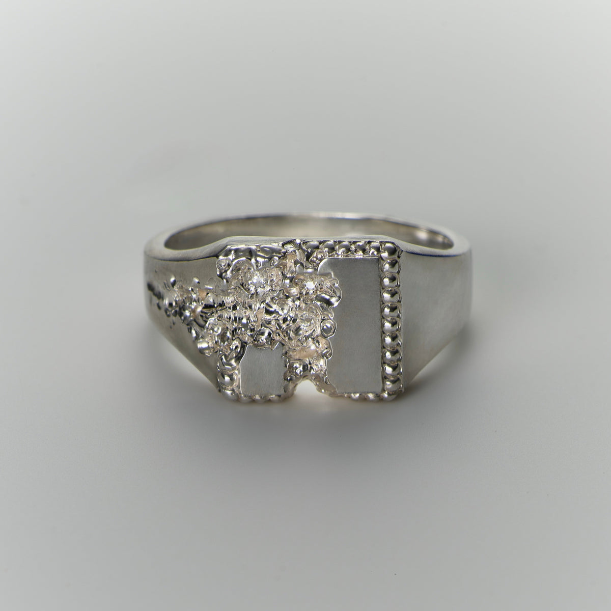 Fractured Beaded Square