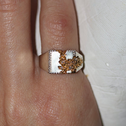 Fractured Beaded Square