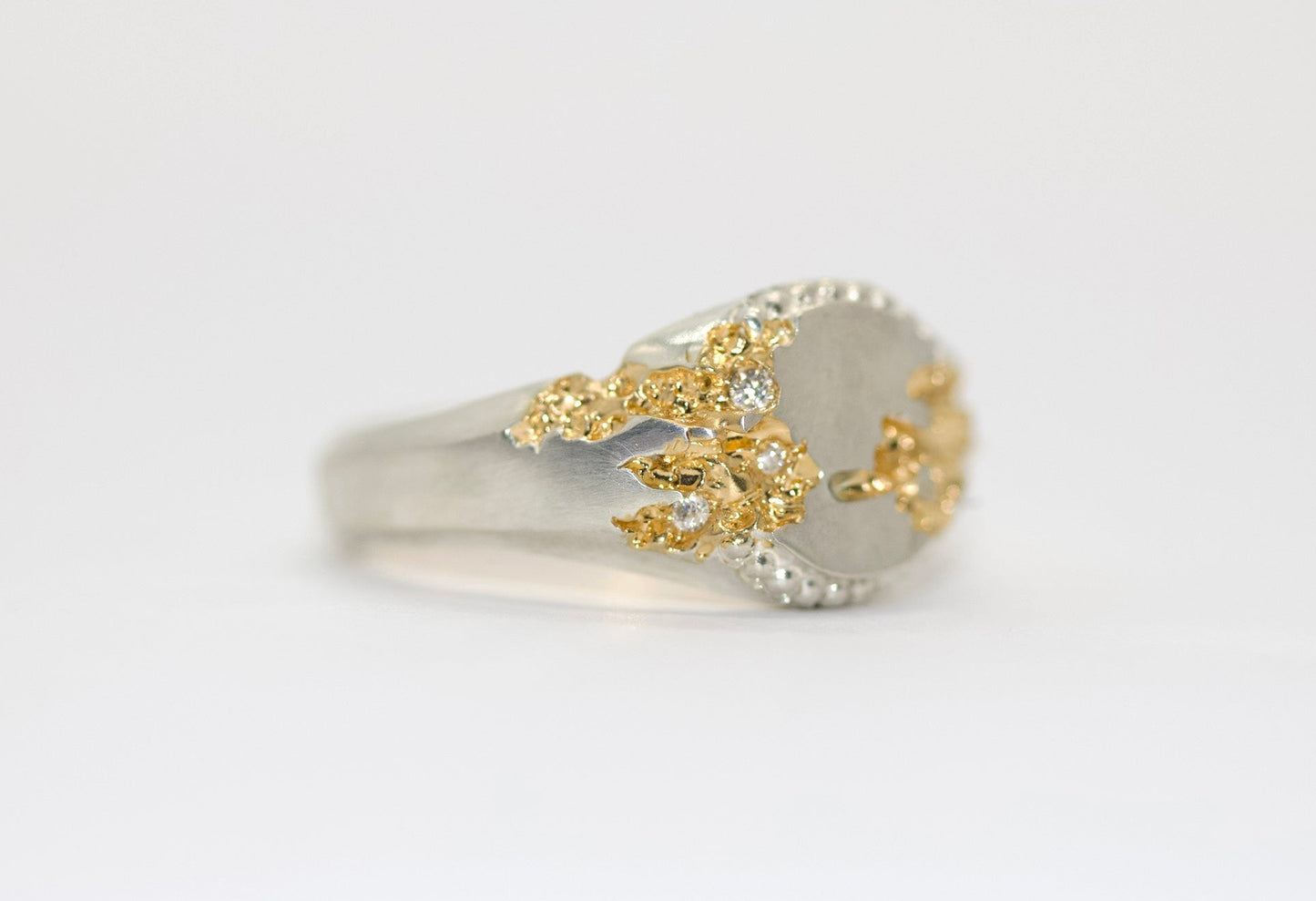 FRACTURED BEADED ROUND