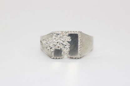 FRACTURED BEADED SQUARE