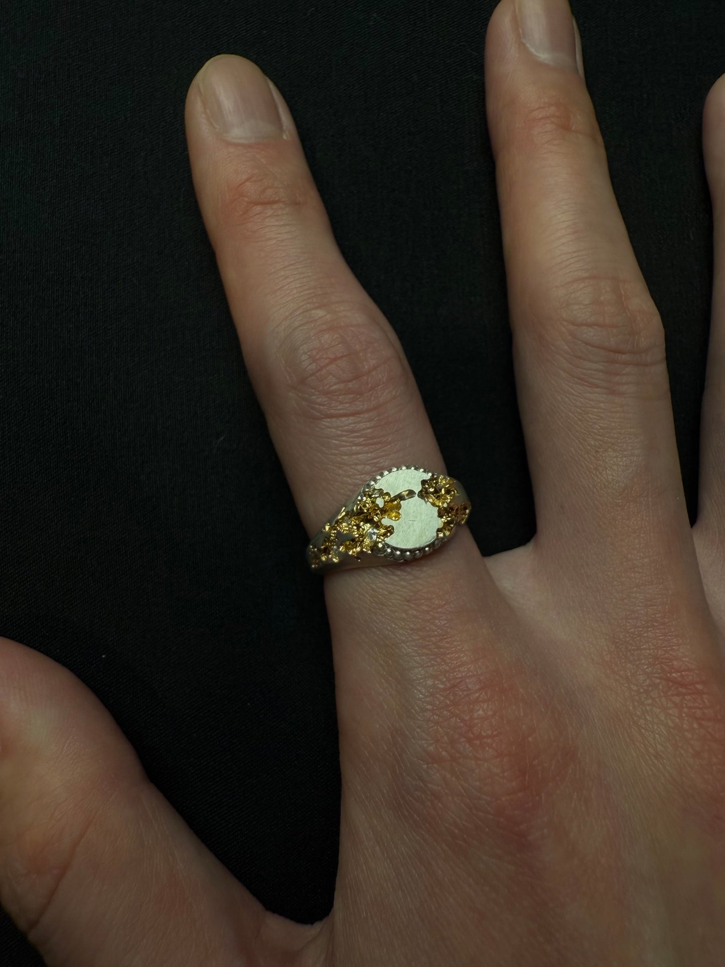 FRACTURED BEADED ROUND