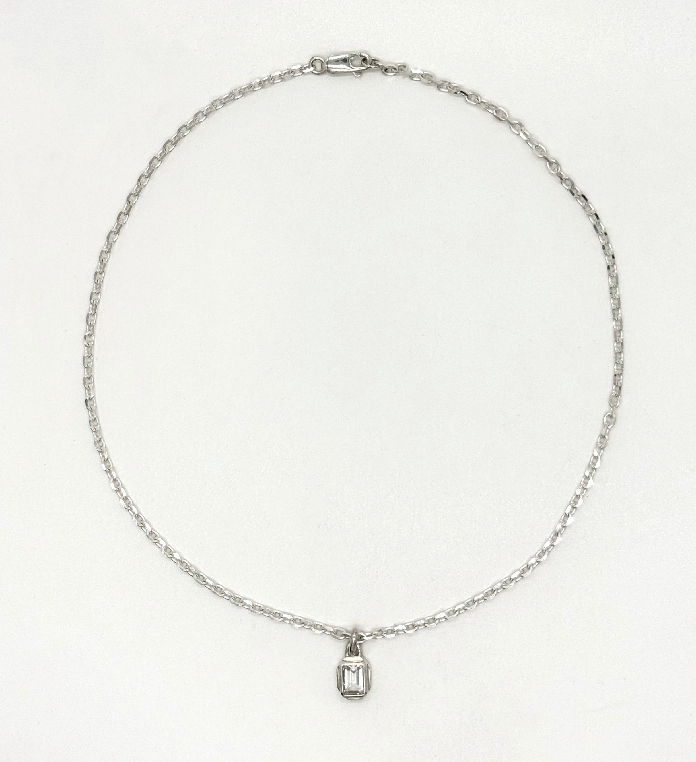 O DROP STONE NECKLACE / WHITE TOPAZ – HORIZON