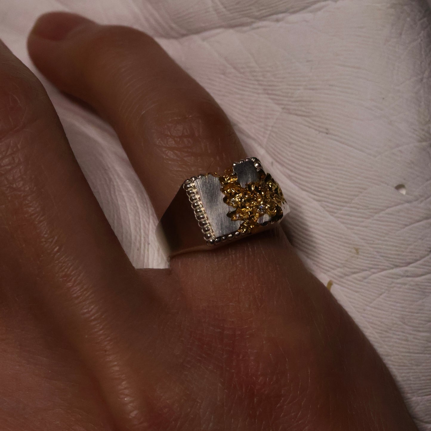 Fractured Beaded Square