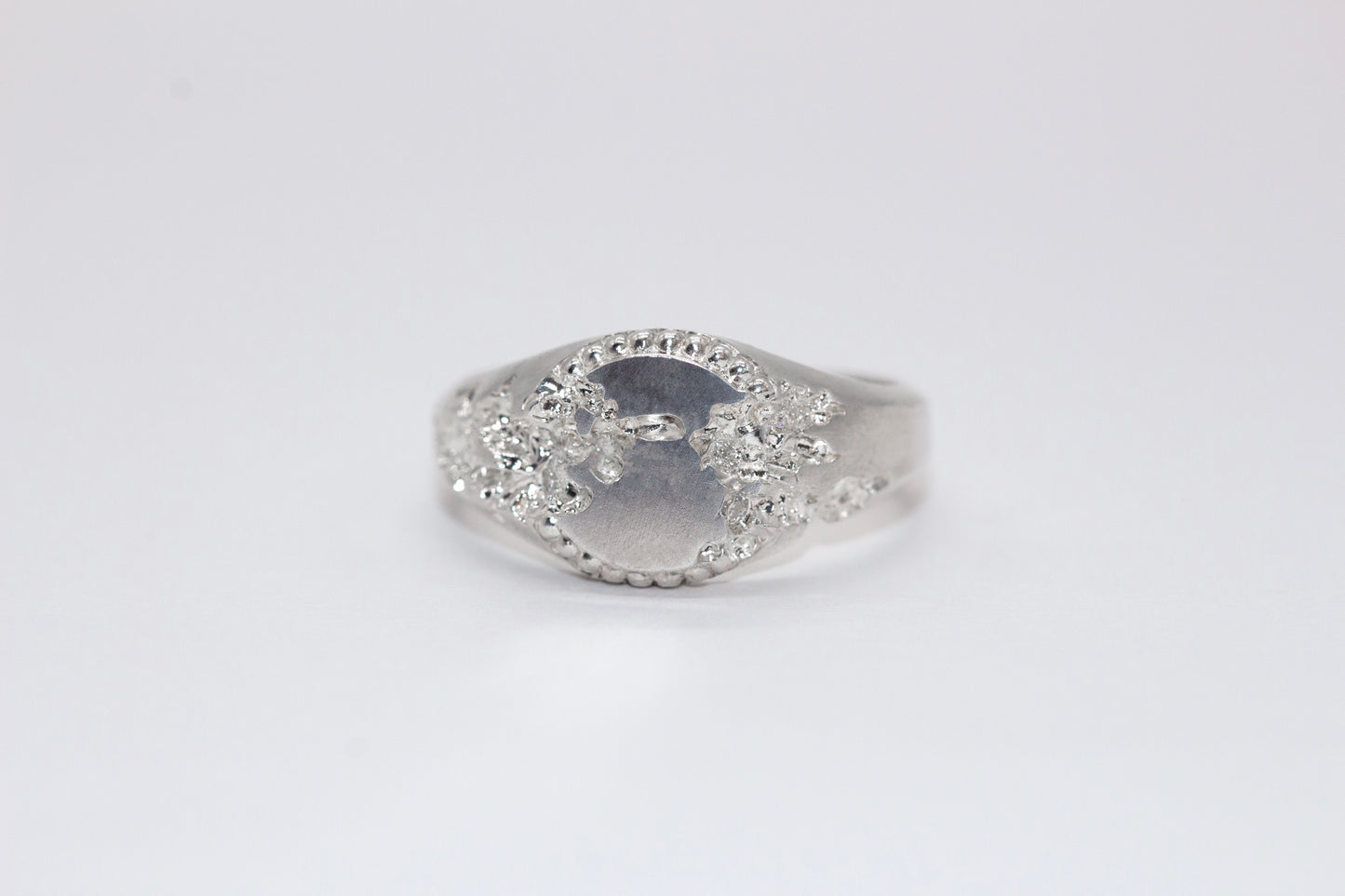 FRACTURED BEADED ROUND